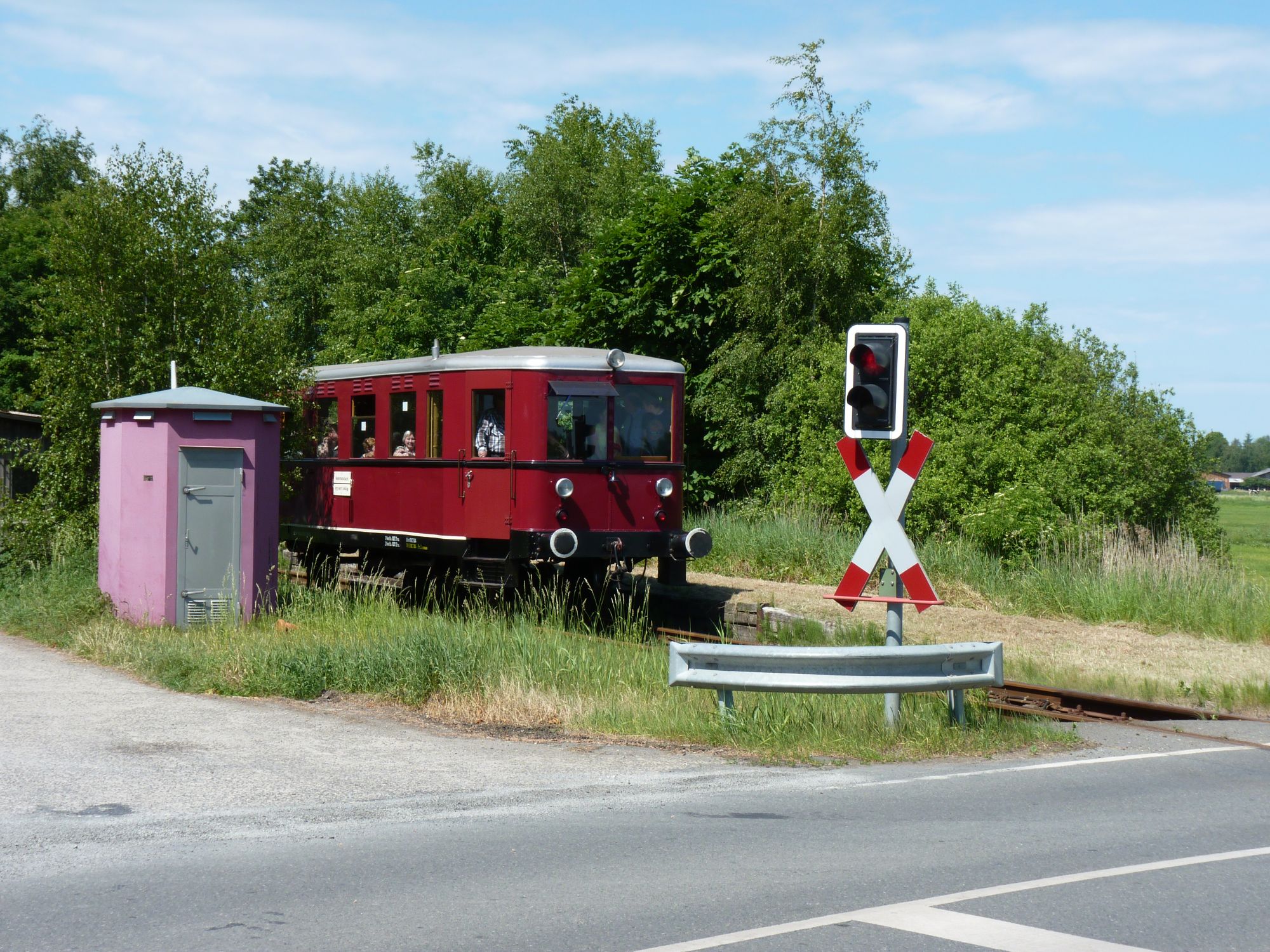 Halt am Oldershausener Bahnsteig avlelbmarschbahn007