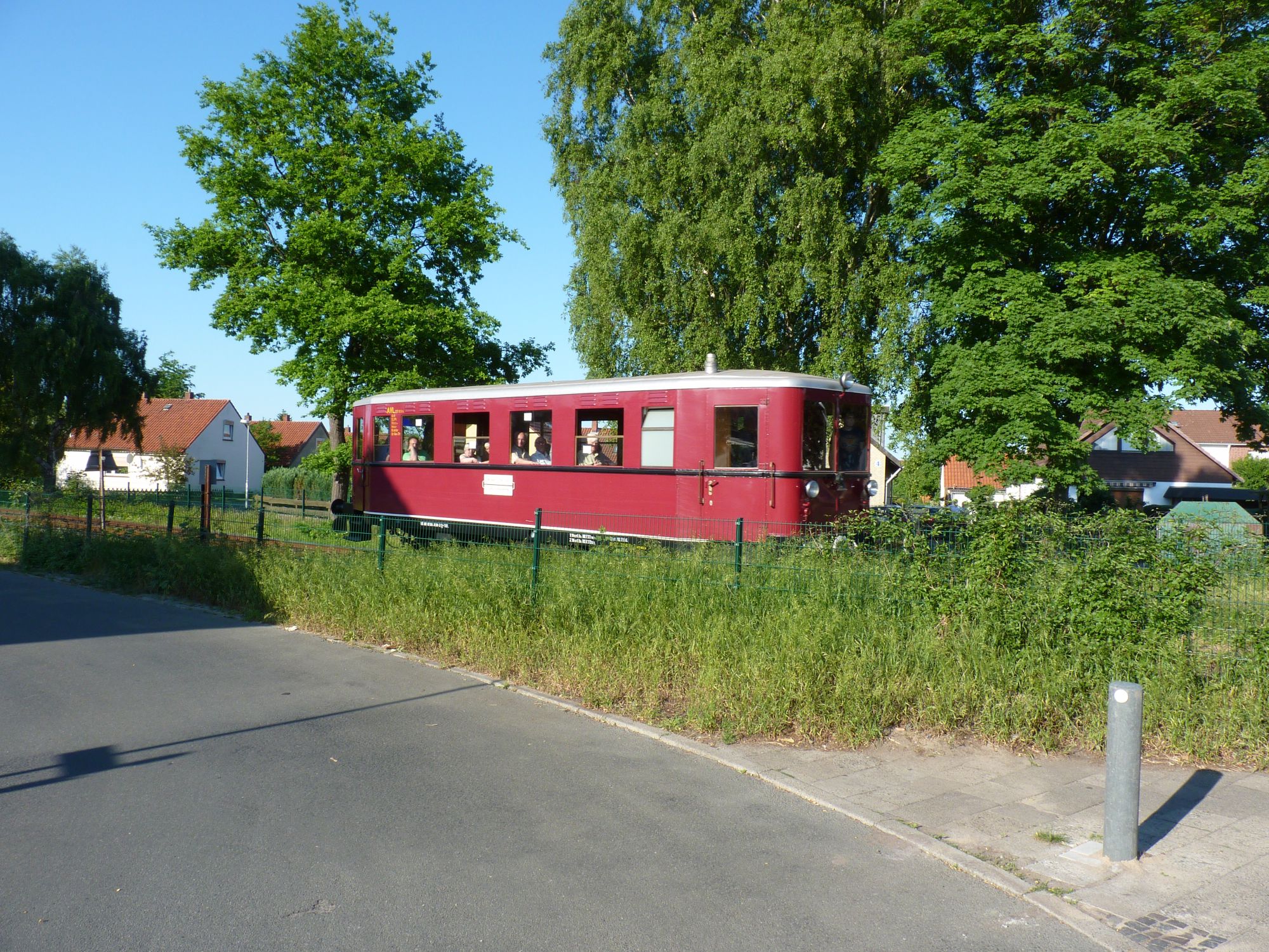 Das Winsener Stadtgebiet ist erreicht. avlelbmarschbahn025