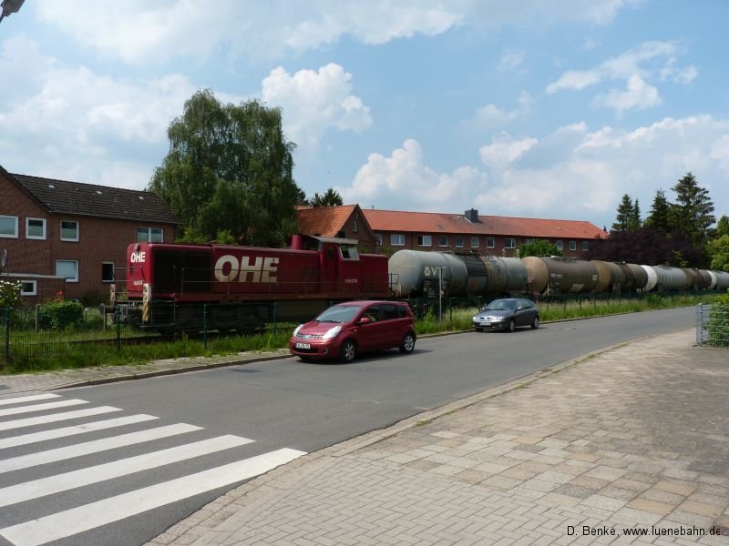 Güterzug mit OHE 160074 in Winsen am BÜ Bürgerweide I elbmarschbahngal017
