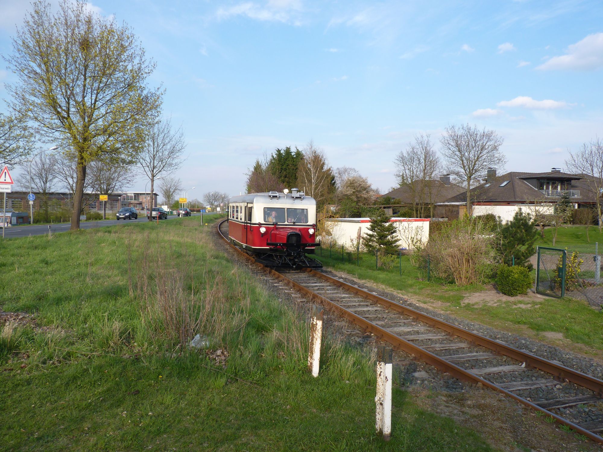 Wismarer Schienebus VT0508, \"Ameisenbär\" anlässlich des 100. Jubiläums der Bahnstrecke Winsen - Niedermarschacht, in Tönnhausen vt0508winsennord