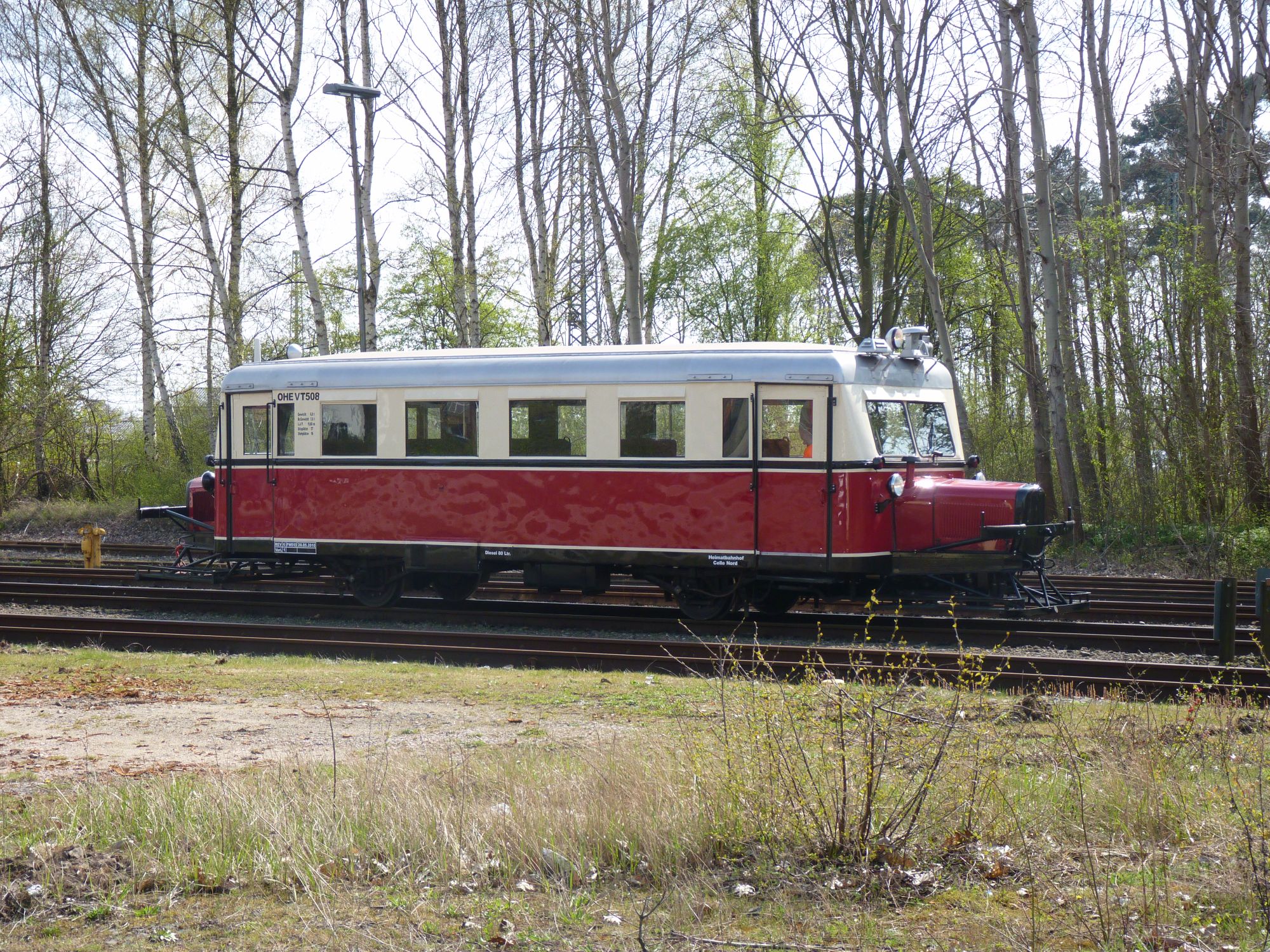 Wismarer Schienebus VT0508, \"Ameisenbär\" anlässlich des 100. Jubiläums der Bahnstrecke Winsen - Niedermarschacht, im OHE-Bahnhof Winsen Süd vt0508winsensued1