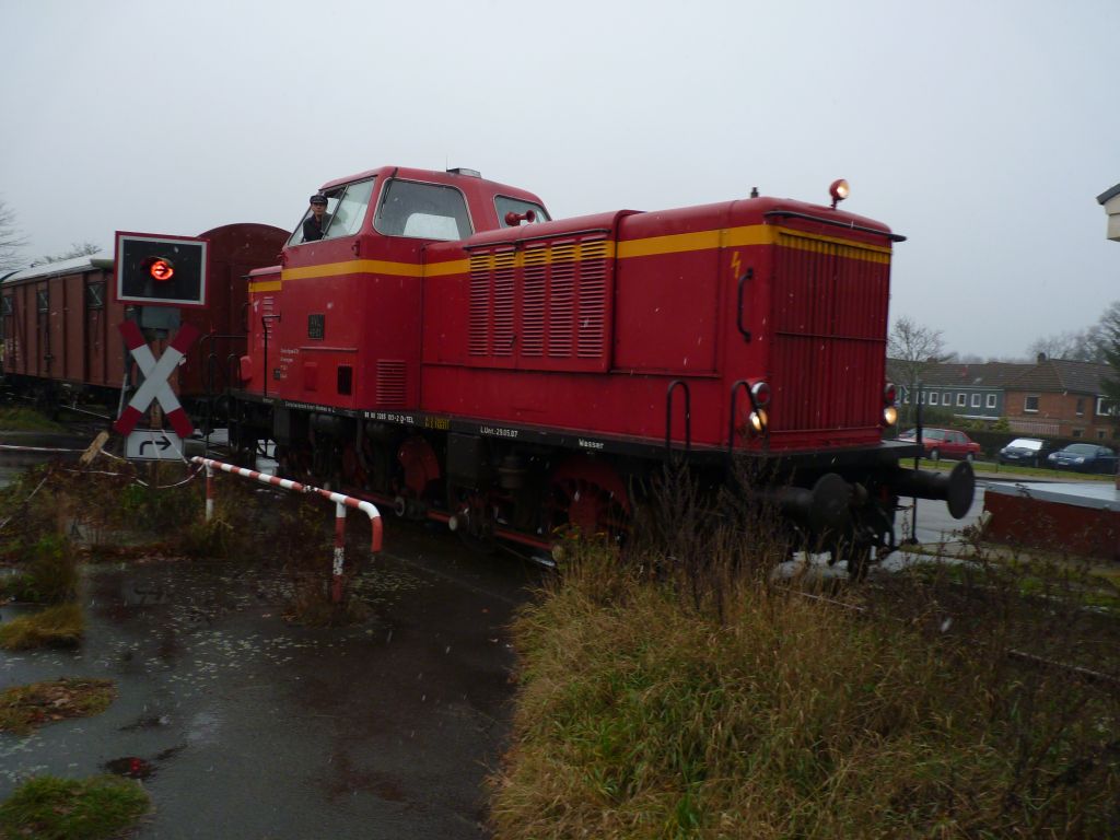 Der Heide-Elbe-Express erreicht auf seiner Nikolausfahrt Scharnebeck lbahnwinter006