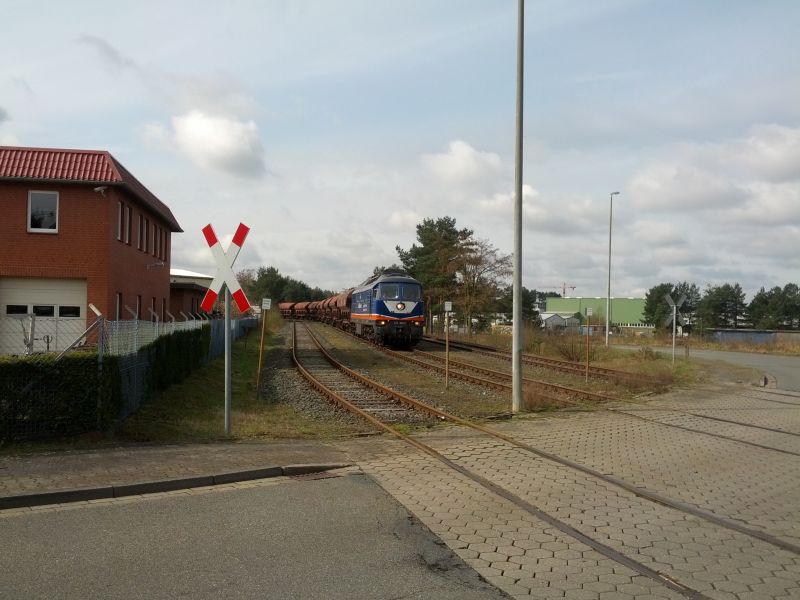 Raildox-Ludmilla in der Elso-Klöver-Str. im Lüneburger Hafen hafenbahngal004