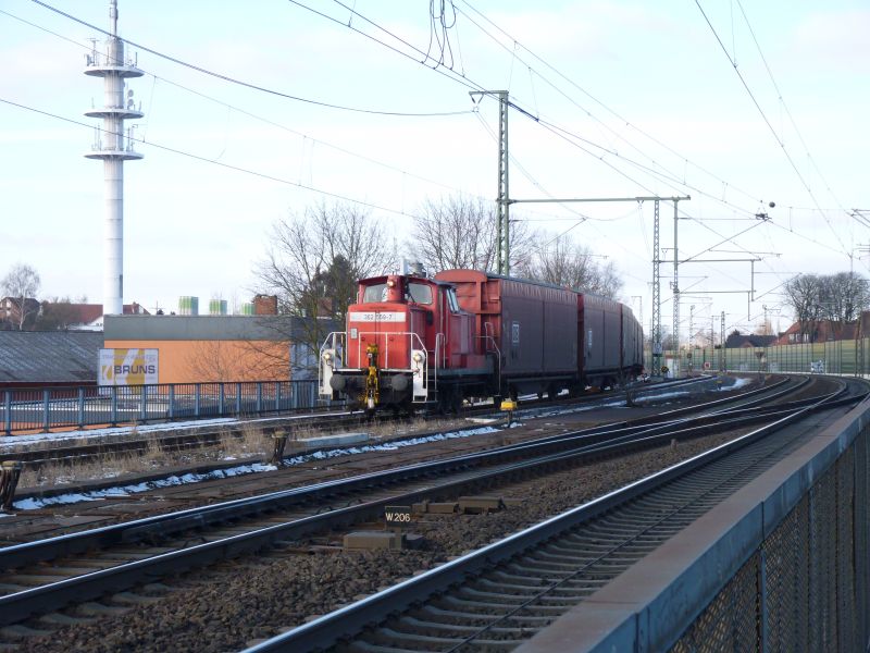 Auf dem Weg zum Industriegleis wird selbiges überquert industriebahngal001