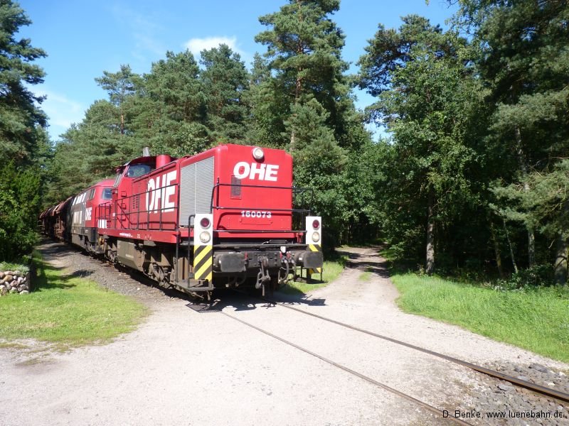 OHE 160073 und 20086 in Doppeltraktion in Luhdorf OHE 160073 und 20086 in Doppeltraktion in Luhdorf